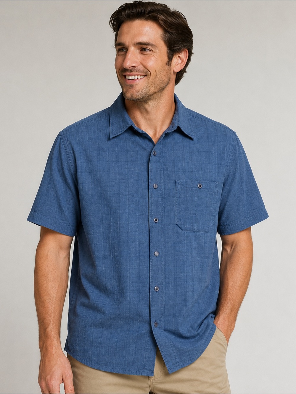 Susquehanna Trail Outfitters Men’s Medium Blue Plaid Short Sleeve Buttonup shirt